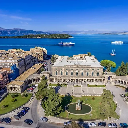 Kampielos Homes - Shared Garden * Corfu (city)