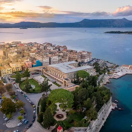 Kampielos Homes - Shared Garden Corfu (city)